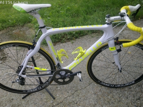 Pinarello Dogma 65.1 Sky yellow