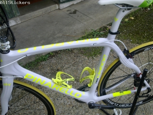 Pinarello Dogma 65.1 SKY yellow