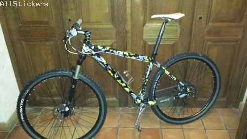 Scott Camo